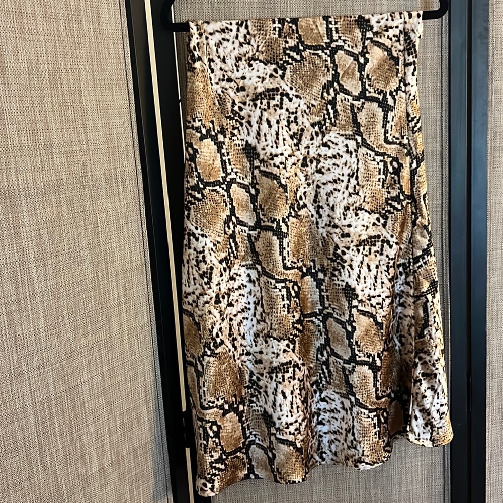 Satin skirt